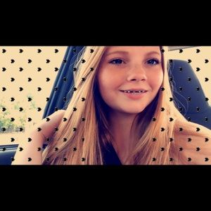 Meet your Posher, Hollyn